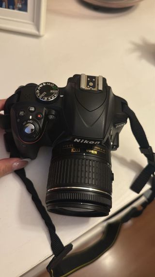 Nikon D3300+ 18-55mm+SD+funda– Excelente estado