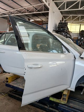 PUERTA DELANTERA DERECHA SKODA KAMIQ (NW4)