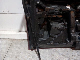 PORTON TRASERO PEUGEOT 3008 YH01