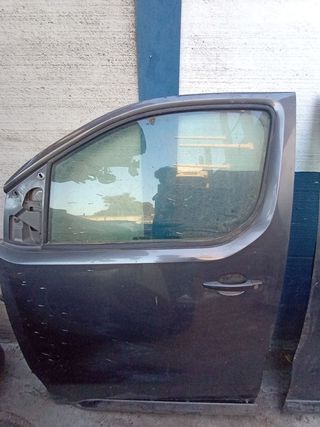 PUERTA DELANTERA IZQUIERDA PEUGEOT TRAVELLER