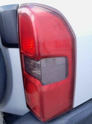 Nissan 1149903 piloto trasero derecho patrol gr se