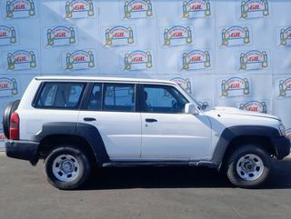 Nissan 1149903 piloto trasero derecho patrol gr se