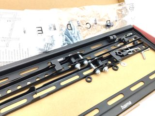 soporte techo tv hama 118069