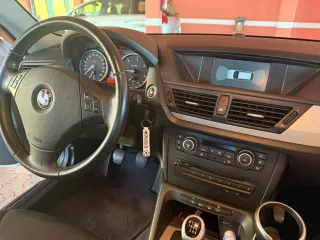 BMW X1 2011