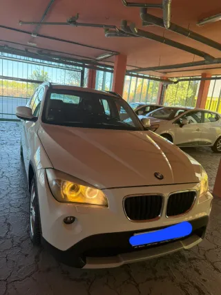 BMW X1 2011