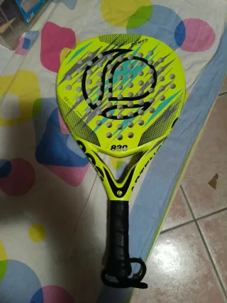 Pala de Pádel Artengo