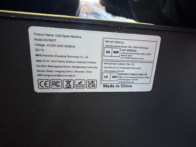 Macchina di scintille fredde per eventi