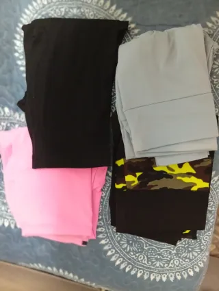 4 Mallas Deportivas Talla S/M. Precio todo5€