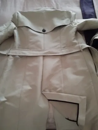 Gabardina Zara Edición Limitada Beige