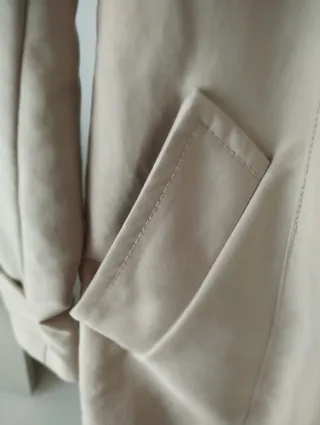 Gabardina Zara Edición Limitada Beige