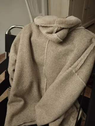 Abrigo reversible beige talla única