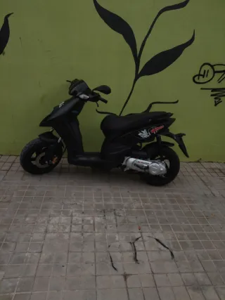 Piaggio Typhoon Scooter