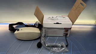 Sistema de amplificacion personal con microfono manos libres