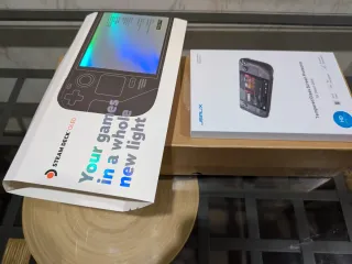 Console portatile Steam Deck con display OLED e 512 GB di spazio di archiviazione