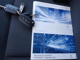 PEUGEOT TRAVELLER BLUE HDI BUSINESS
