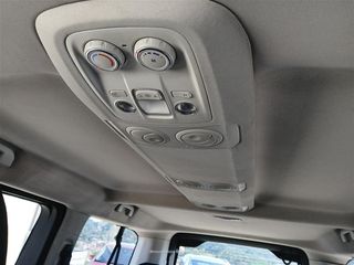 PEUGEOT TRAVELLER BLUE HDI BUSINESS