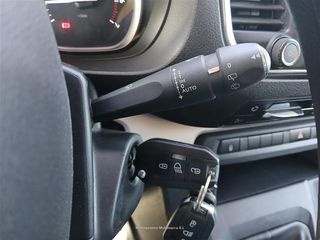 PEUGEOT TRAVELLER BLUE HDI BUSINESS