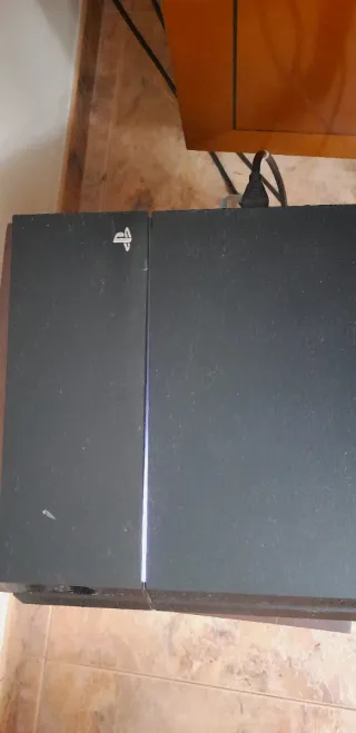PS4 500GB solo hasta dia 30 o 31 por mudanza