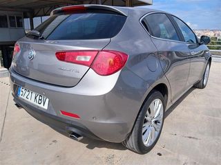 ALFA ROMEO GIULIETTA 2.0 JTD Distinctive