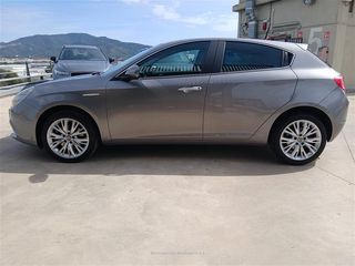 ALFA ROMEO GIULIETTA 2.0 JTD Distinctive