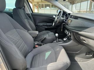 ALFA ROMEO GIULIETTA 2.0 JTD Distinctive