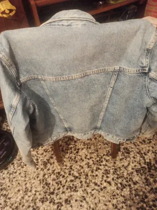 Chaqueta vaquera Zara forro borreguito