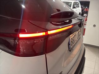 TOYOTA YARIS CROSS 1.5 VVT-I HYBRID ADVENTURE 4WD 116 5P