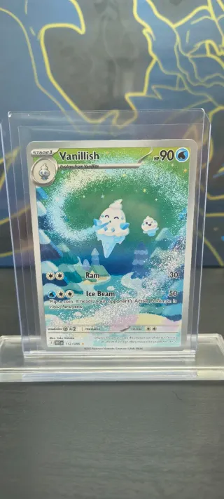 Carta Pokémon Vanillish Blanco y Negro