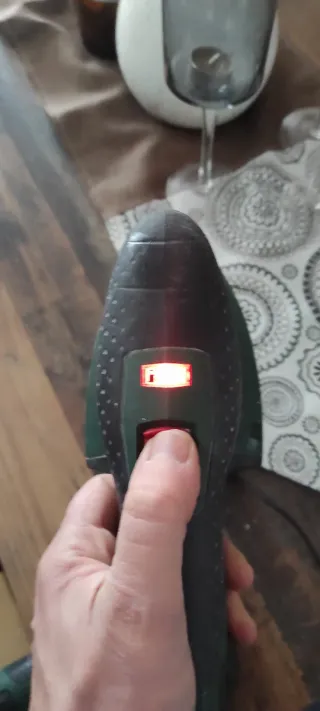 Atornillador y Lijadora Bosch  con dos baterías