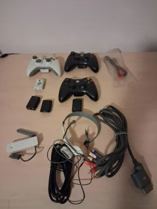 15 juegos + Xbox 360 Indiana Jones y Kung Fu Panda