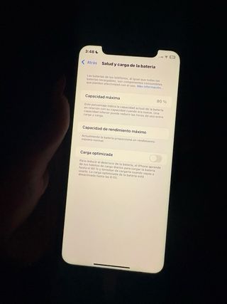 Iphone XR 64GB-Buen estado + fundas