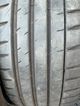 Neumáticos 205 40 18 (86W) Michelín