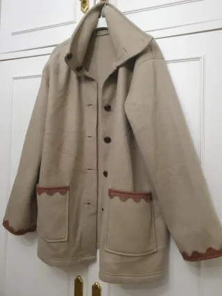 Chaquetón paño beige y marrón