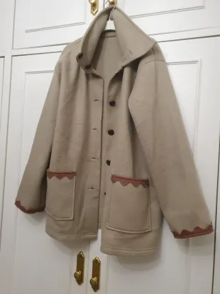 Chaquetón paño beige y marrón
