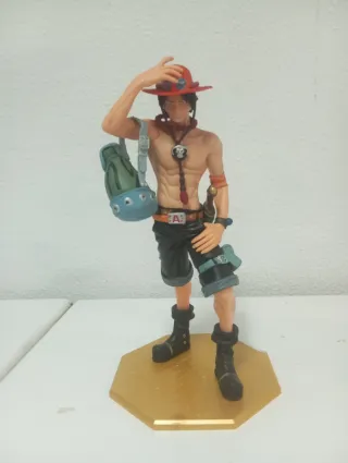 Figuras One Piece: Whitebeard y Ace