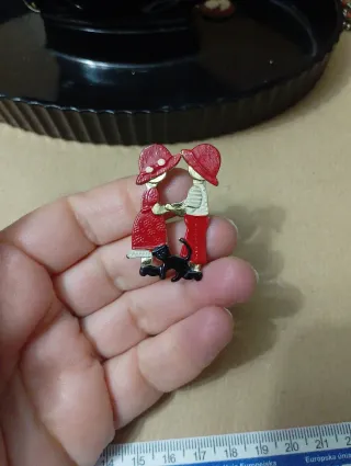 Spilla vintage smalto e metallo dorato