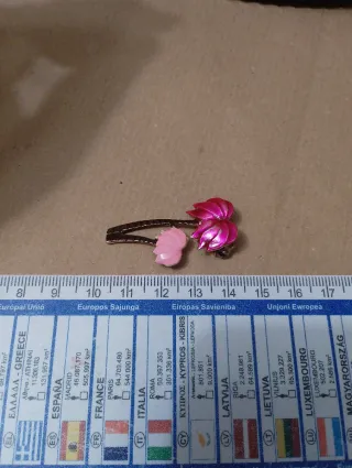 Spilla vintage americana in smalto