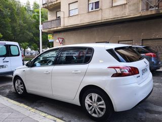 PEUGEOT 308 5p Style 1.6 BlueHDi 100