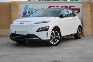 HYUNDAI Kona 100kW EV Maxx