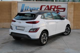 HYUNDAI Kona 100kW EV Maxx
