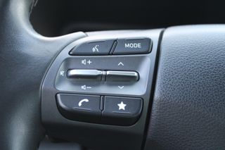 HYUNDAI Kona 100kW EV Maxx