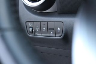 HYUNDAI Kona 100kW EV Maxx