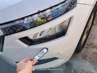 SKODA KAMIQ 1.0 TSI 81kW (110CV) DSG AMBITION