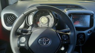 TOYOTA Aygo 1.0 70 x-style