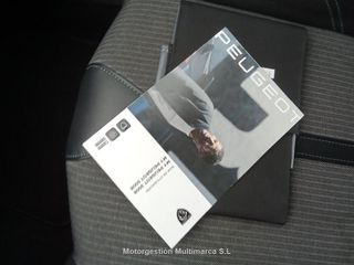 PEUGEOT 5008 1.5 BlueHDi 96kW (130CV) S&S Allure