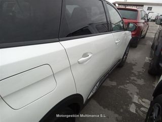 PEUGEOT 5008 1.5 BlueHDi 96kW (130CV) S&S Allure