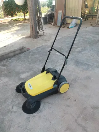 Barredora Karcher S4 Twin