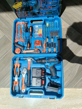 Set Trapano Avvitatore a Batteria 116 Pezzi MAKOTA