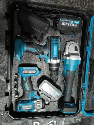 Kit da lavoro 4in1 a Batteria MAKOTA