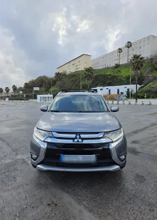 Mitsubishi Outlander 2018